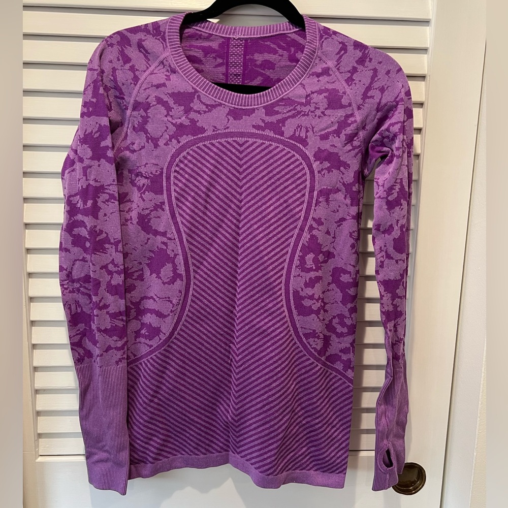 Lululemon Swiftly Long sleeve Sz 8